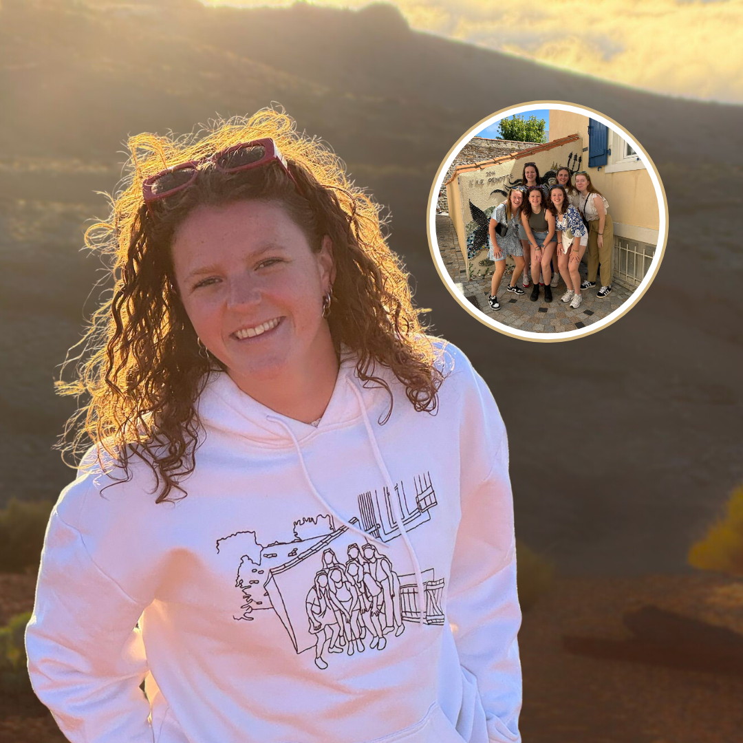 Gepersonaliseerde hoodie met geborduurde foto, outdoor lifestyle shot