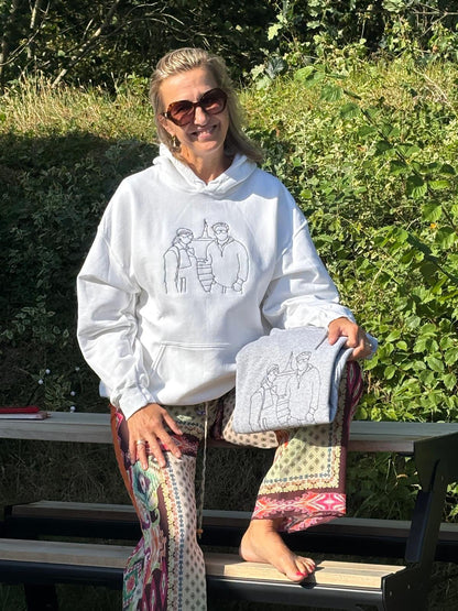 Hoodie (photo + background embroidered)